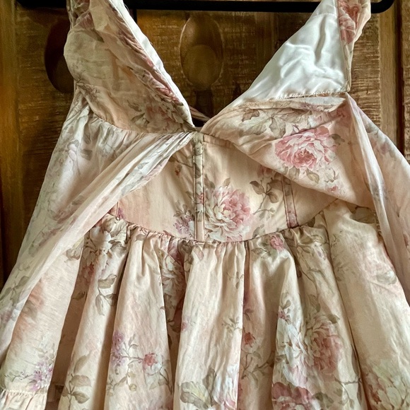 V Chapman the Maile Dress in Peach Tapestry - Picture 3 of 6